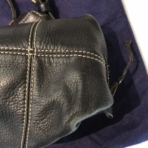 Dooney and Bourke - Picture 4 of 13